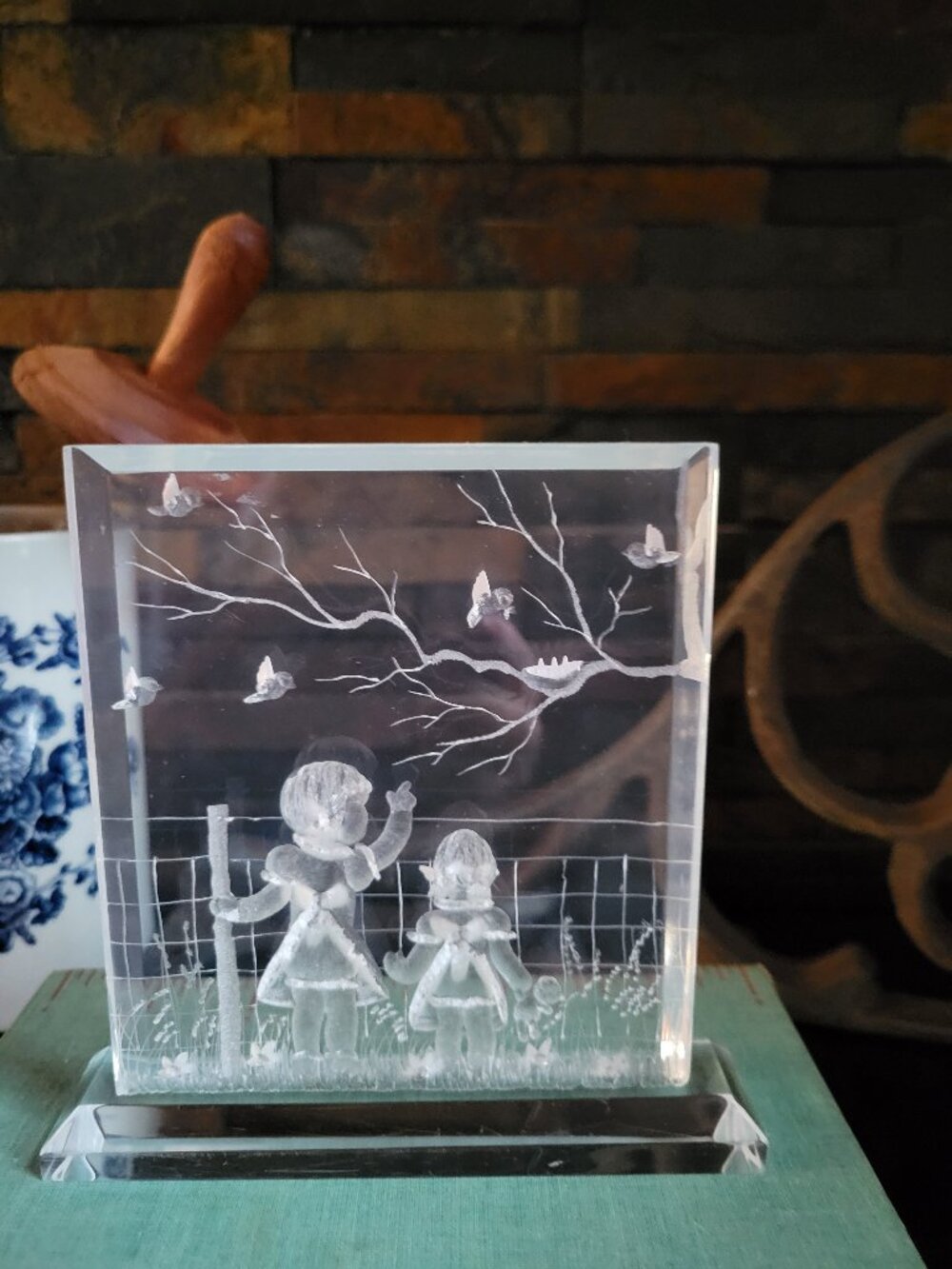 Vtg Hamilton Reverse Carved Acrylic Block Children & Birds Diorama